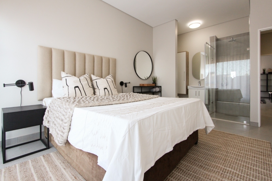 To Let 2 Bedroom Property for Rent in Van Der Hoff Park North West